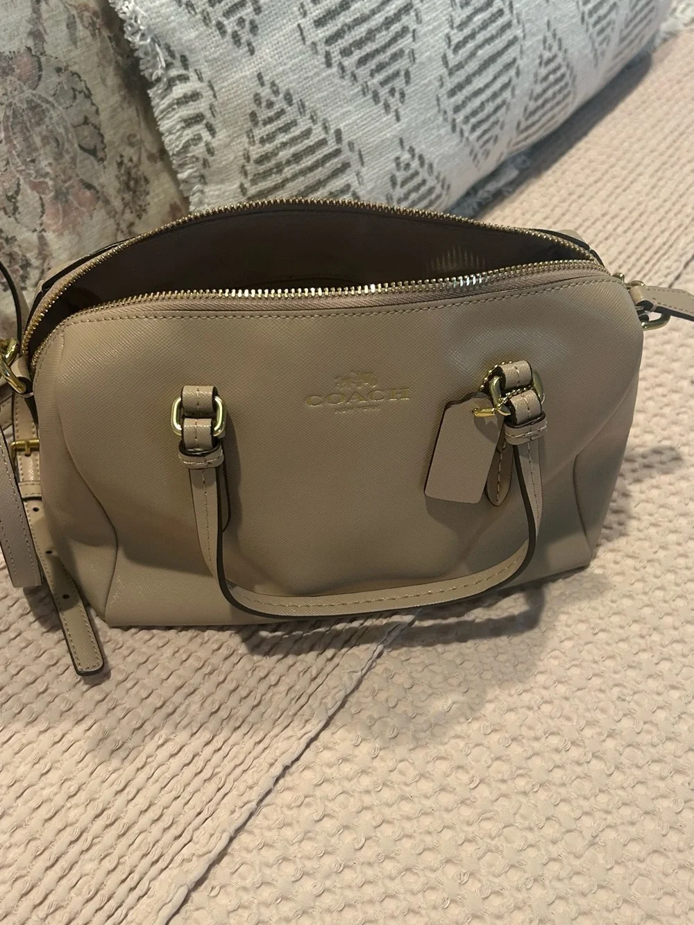 Tory Burch Black Pebbled Leather Double-Zip Crossbody with Wallets